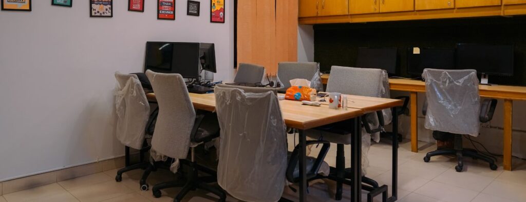 Why coworking spaces in PECHS and Shahrah-e-faisal are the perfect bet for IT businesses